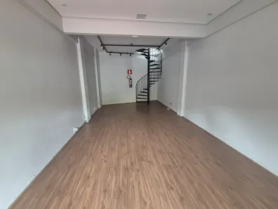 Ponto Comercial para alugar, 90m² no Santa Efigênia, Belo Horizonte