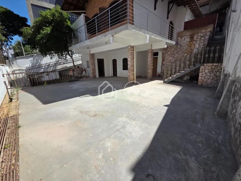 Casa com 3 quartos — Buritis, Belo Horizonte