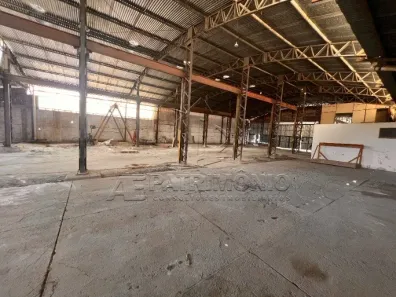 Imóvel Comercial para alugar, 774m² no Vila Hortência, Sorocaba