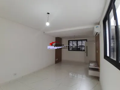 Sobrado com 3 Quartos à venda, 110m² no Boqueirão, Santos