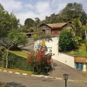 Casa de Condomínio com 4 Quartos à venda, 500m² no Jardim Tupi, Arujá