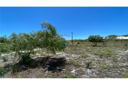 Lote/Terreno à venda, 810m² no , Pirambu