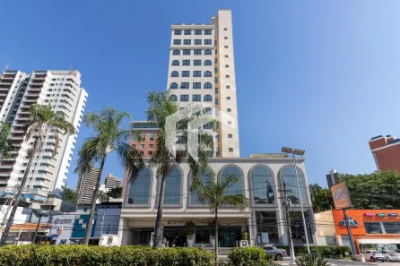 Sala Comercial com 2 Quartos à venda, 251m² no Cambuí, Campinas