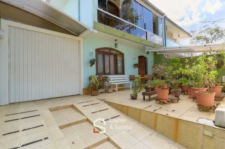 Sobrado com 3 Quartos à venda, 126m² no Jardim das Américas, Curitiba