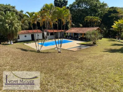 Fazenda/Sítio com 19 Quartos à venda, 8900m² no Poaia, Paty do Alferes