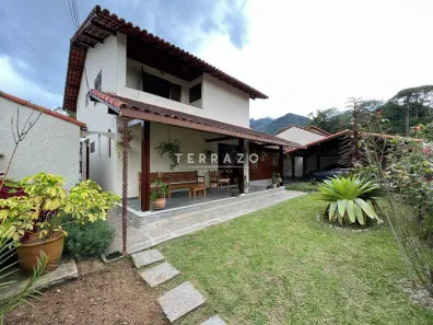 Casa com 3 Quartos à venda, 239m² no Carlos Guinle, Teresópolis