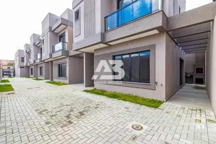 Sobrado com 3 Quartos à venda, 105m² no Boqueirão, Curitiba