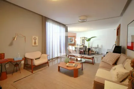 Casa com 3 Quartos à venda, 360m² no Santa Lúcia, Belo Horizonte