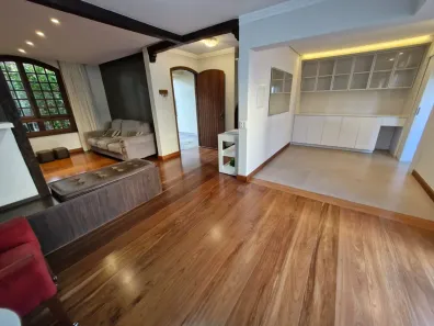 Casa de Condomínio com 3 Quartos à venda, 300m² no Cristal, Porto Alegre