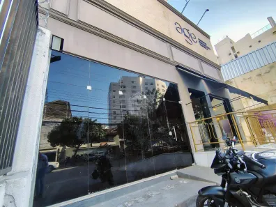 Ponto Comercial para alugar, 130m² no Santa Lúcia, Vitória