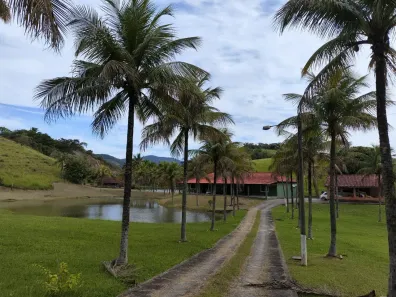Fazenda/Sítio com 10 Quartos à venda, 220000m² no Japuíba, Cachoeiras de Macacu
