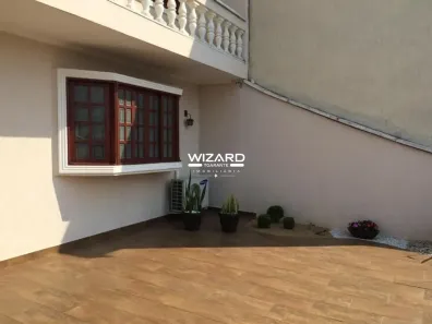 Casa com 3 Quartos à venda, 221m² no Vila Galvão, Jundiaí