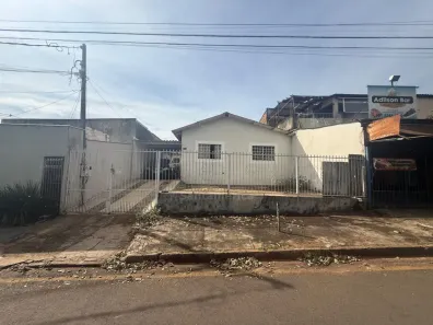 Casa com 2 Quartos à venda, 135m² no Conjunto Parigot de Souza 1, Londrina