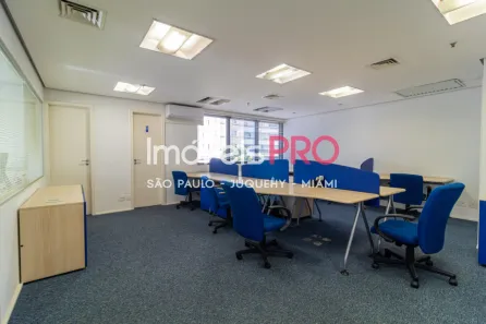 Sala Comercial para alugar, 70m² no Itaim Bibi, São Paulo