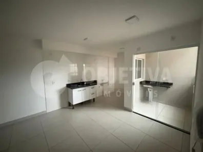 Apartamento com 2 Quartos para alugar, 57m² no Novo Mundo, Uberlândia