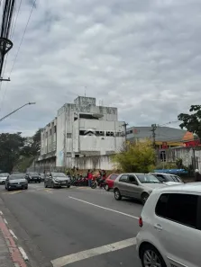 Ponto Comercial com 20 Quartos para alugar, 1300m² no Vila Monte Serrat, Cotia