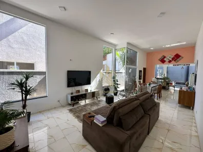 Casa de Condomínio com 3 Quartos à venda, 180m² no Rio Abaixo, Atibaia