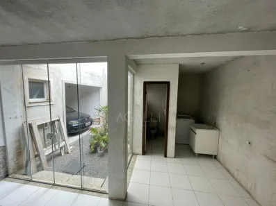 Sobrado com 3 Quartos à venda, 144m² no Sítio Cercado, Curitiba