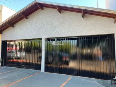 Casa com 3 Quartos para venda ou aluguel, 200m² no Conjunto Habitacional Assad Salim, Igarapava