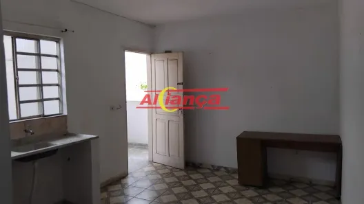 Casa com 1 Quarto para alugar, 20m² no Parque Mikail, Guarulhos