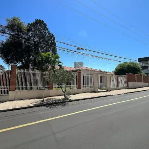Imóvel Comercial com 4 Quartos para alugar, 313m² no Fragata, Marília