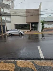 Ponto Comercial para alugar, 400m² no Centro, Bauru