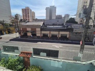com 4 Quartos para alugar, 140m² no Icaraí, Niterói