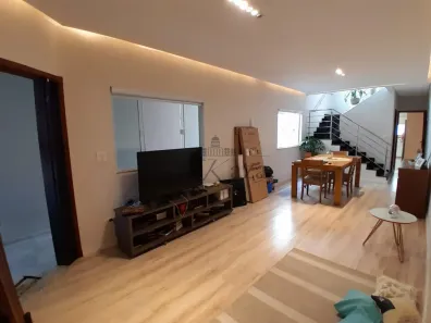 Sobrado com 3 Quartos à venda, 200m² no Jardim Del Rey, São José dos Campos