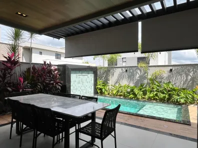 Casa de Condomínio com 4 Quartos à venda, 250m² no Jardins Capri, Senador Canedo