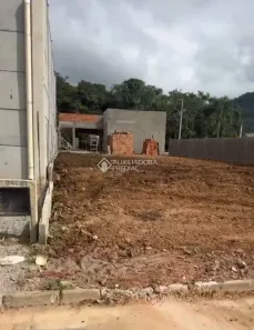 Lote/Terreno à venda, 253m² no Forquilhas, São José