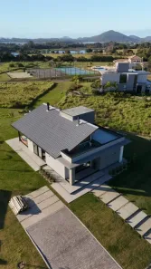 Casa com 3 Quartos à venda, 178m² no Arroio, Imbituba