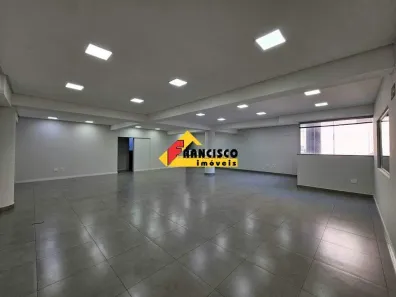 Sala Comercial para alugar, 300m² no Centro, Divinópolis