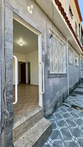 Casa com 2 Quartos para alugar, 70m² no Colégio, Rio de Janeiro
