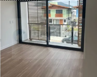 Casa com 3 Quartos à venda, 180m² no Rio Tavares, Florianópolis