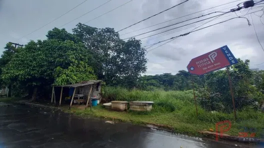 Lote/Terreno à venda, 360m² no Renascença, São Luís