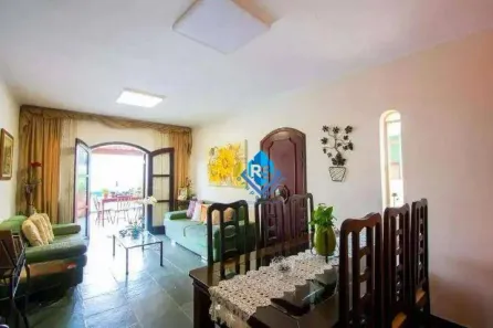 Sobrado com 4 Quartos à venda, 200m² no Vila Scarpelli, Santo André