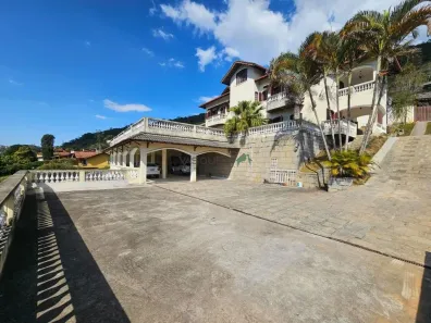 Casa com 4 Quartos à venda, 478m² no Golfe, Teresópolis