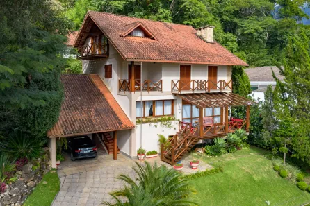 Casa de Condomínio com 5 Quartos para alugar, 310m² no Parque do Imbui, Teresópolis