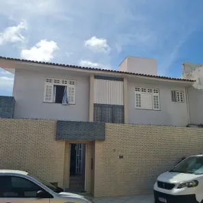 Casa com 5 Quartos à venda, 400m² no Luzia, Aracaju