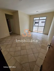 Apartamento com 3 Quartos para alugar, 85m² no Umuarama, Uberlândia