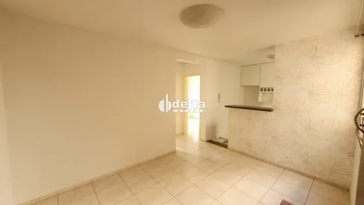 Apartamento com 2 Quartos à venda, 44m² no Chácaras Tubalina e Quartel, Uberlândia