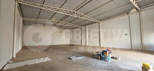 Galpão/Depósito/Armazém para alugar, 320m² no Shopping Park, Uberlândia