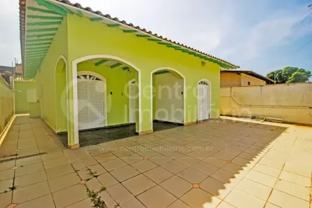 Casa com 3 Quartos à venda, 150m² no Jardim Imperador, Peruíbe