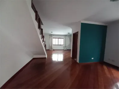 Sobrado com 4 Quartos à venda, 172m² no Cidade São Francisco, São Paulo