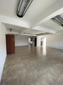 Ponto Comercial para alugar, 200m² no Rebouças, Curitiba