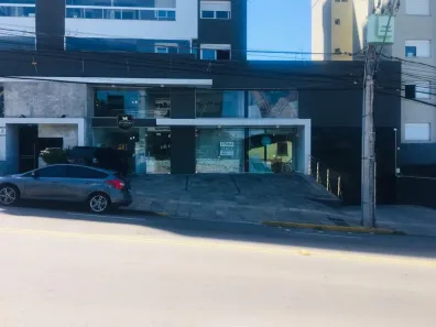 Sala Comercial à venda, 378m² no Panazzolo, Caxias do Sul