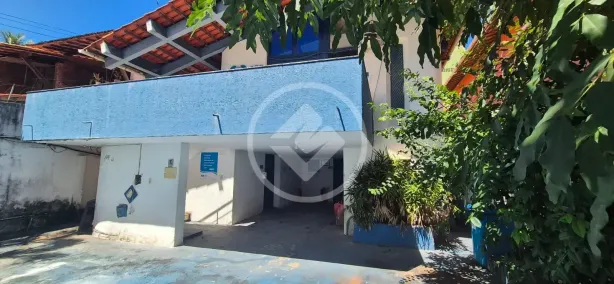 Sala Comercial à venda, 194m² no Amaralina, Salvador