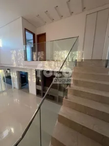 Casa de Condomínio com 4 Quartos para alugar, 250m² no Shopping Park, Uberlândia