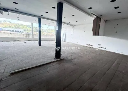 Galpão/Depósito/Armazém para venda ou aluguel, 750m² no Centro, Votorantim