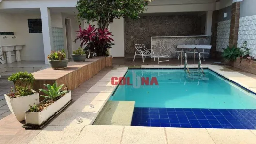 Casa com 5 Quartos à venda, 240m² no São Francisco, Niterói